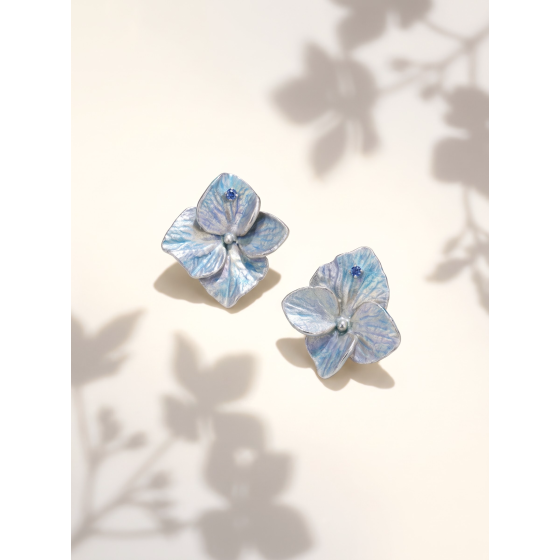 Sapphire Hydrangea Stud Earrings