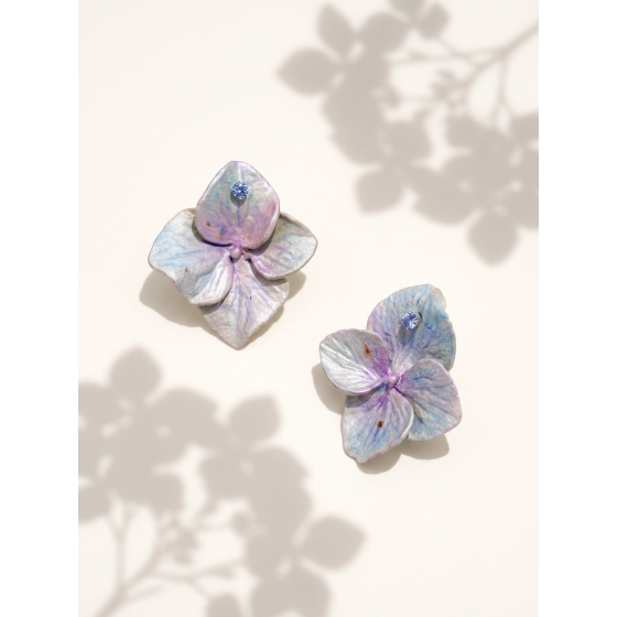 Sapphire Hydrangea Stud Earrings