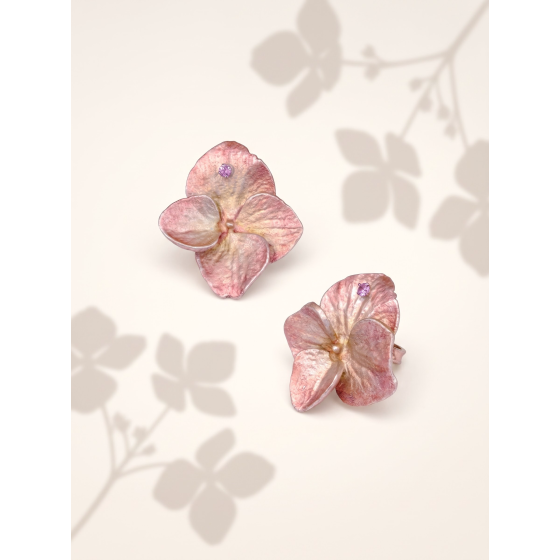天然紫色蓝宝石绣球花耳钉